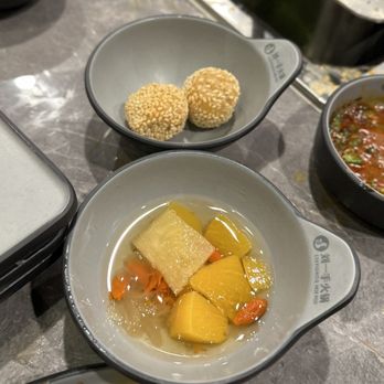 Liuyishou Hotpot - Chinese Near Me - Plano, Texas