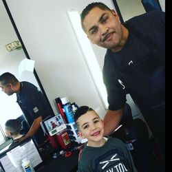 Oakdale Barber Shop