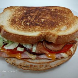 Clubhouse Grille