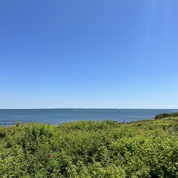 George's Lighthouse Cafe - a view of the ocean - American Near Me - Montauk, New York George's Lighthouse Cafe - a view of the ocean - American Near Me - Montauk, New York