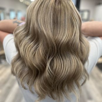 Color Box By Bombshell Studio - Hair Stylists Near Me - Kapolei, Hawaii