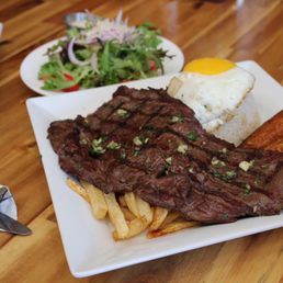 Bistec a Lo Pobre