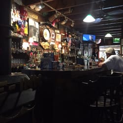 Trestle Inn Restaurant & Saloon - Enjoy the bar!