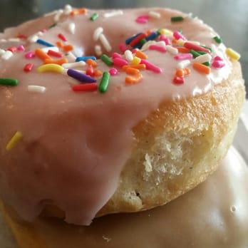 Dun-Well Doughnuts - Donuts Near Me - Brooklyn, New York