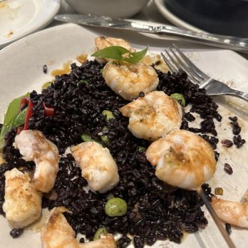 True Food Kitchen - Shrimp with black rice - Vegetarian Near Me - Annapolis, Maryland