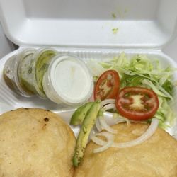Empanadas El Chamo - Arepas de queso