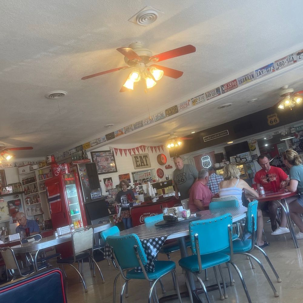 Midpoint Cafe And Gift Shop - Cafes Near Me - Adrian, Texas Midpoint Cafe And Gift Shop - Cafes Near Me - Adrian, Texas