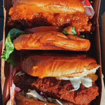 Lettuce Feast - OG (top) Nashville (bottom) - Food Trucks Near Me Lettuce Feast - OG (top) Nashville (bottom) - Food Trucks Near Me