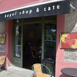 An wonderful place for a bagel!