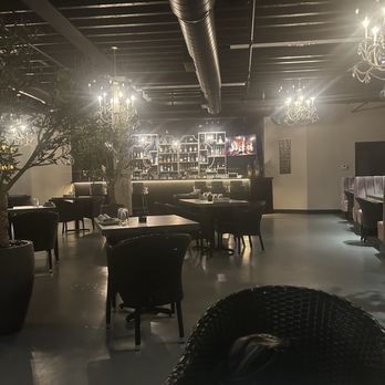 Pialon Restaurant Tapas and Bar - Elegance - Tapas Bars Near Me - Encino, California Pialon Restaurant Tapas and Bar - Elegance - Tapas Bars Near Me - Encino, California