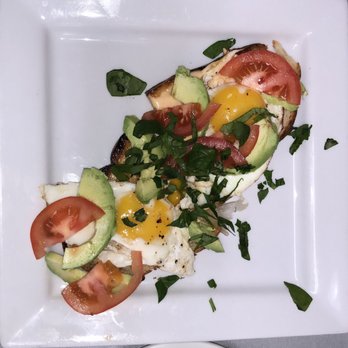 Ocafé - Avacado Toast - Breakfast & Brunch Near Me - Mont-Tremblant, Quebec Ocafé - Avacado Toast - Breakfast & Brunch Near Me - Mont-Tremblant, Quebec