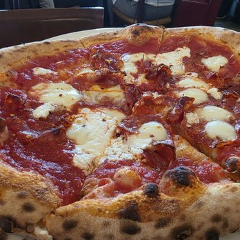 Avvio Ristorante - New American Near Me - Cranston, Rhode Island