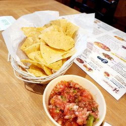 El Cid Mexican Cuisine - CHIPS & SALSA