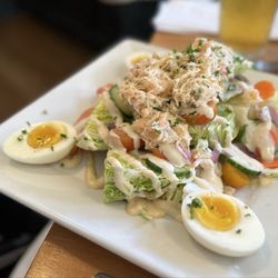 Shuck Taylor's - Wedge with Crab