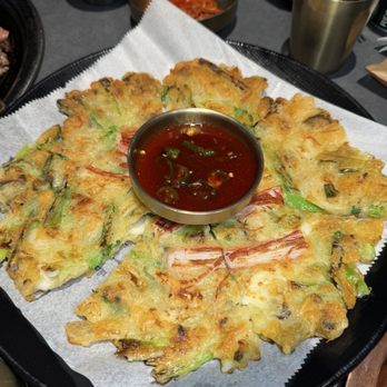 ChoSun Hwaro Korean BBQ - seafood pancake - Barbeque Near Me - Fairfax, Virginia