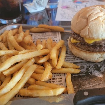 Local Press Burger Bar - Build your own burger with double patties (2/3#) and cheese on a hard roll with fries - Burgers Near Me - Kewaskum, Wisconsin