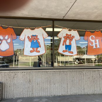 Bubbles Wash House 2 - Laundromat Near Me - Huntsville, Texas Bubbles Wash House 2 - Laundromat Near Me - Huntsville, Texas