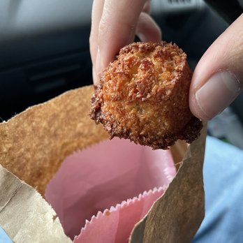 Breadfarm - Coconut macaroons - Bakeries Near Me - Bow, Washington Breadfarm - Coconut macaroons - Bakeries Near Me - Bow, Washington
