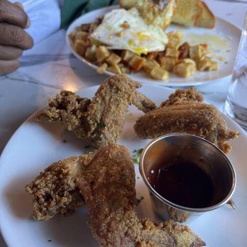 Breakfast At Barneys - Chicken wings - Breakfast & Brunch Near Me - Atlanta, Georgia