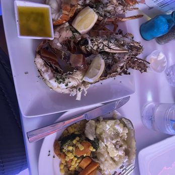 Topper's Restaurant & Bar - Lobster special - Distilleries Near Me - St Martin, Ohio