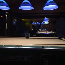 Arlie Muck's Tavern