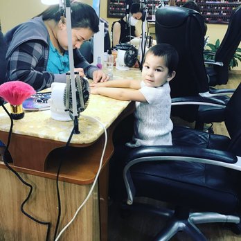 C & D Nail - My little girl felt super special having her first manicure. Thanks Vanessa! - Nail Salons Near Me - Wheaton, Illinois