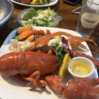 Popei's Clam Bar - Pick 2 Lobster & Crab Legs - Seafood Near Me - Bethpage, New York
