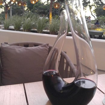 Noe - Attractive decanter. - Italian Near Me - Kapolei, Hawaii Noe - Attractive decanter. - Italian Near Me - Kapolei, Hawaii