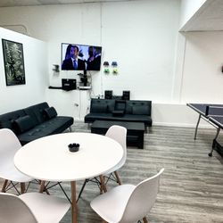 Highly Concentr8ed Store & Lounge