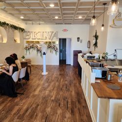 BKLVA Coffee House - Counter area