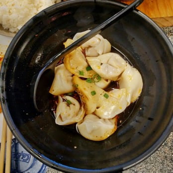 Mian - Honolulu - Chili dumplings - Szechuan Near Me - Honolulu, Hawaii Mian - Honolulu - Chili dumplings - Szechuan Near Me - Honolulu, Hawaii