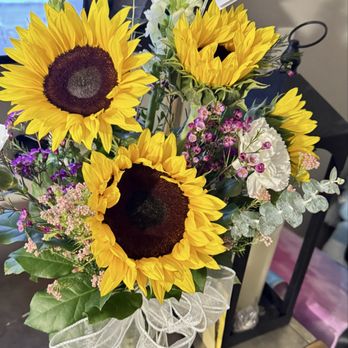 Riverside Mission Florist - Florists Near Me - Riverside, California Riverside Mission Florist - Florists Near Me - Riverside, California
