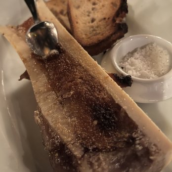 L'Escargot - Bone marrow - French Near Me - Paris, 75 L'Escargot - Bone marrow - French Near Me - Paris, 75