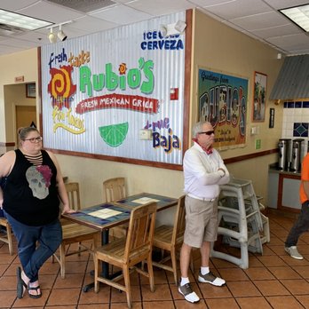 Rubio's Coastal Grill - Maskless customers - Mexican Near Me - Scottsdale, Arizona Rubio's Coastal Grill - Maskless customers - Mexican Near Me - Scottsdale, Arizona