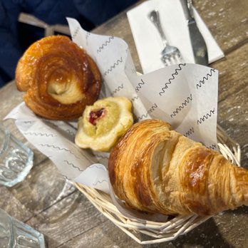 maman - Our trio basket - Cafes Near Me - Princeton, New Jersey maman - Our trio basket - Cafes Near Me - Princeton, New Jersey