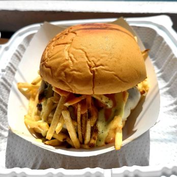Unseen Creatures Brewing - Double Smash Burger - Breweries Near Me - Miami, Florida Unseen Creatures Brewing - Double Smash Burger - Breweries Near Me - Miami, Florida