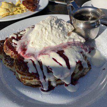 Bea Bea's - Pancakes - Coffee & Tea Near Me - Burbank, California Bea Bea's - Pancakes - Coffee & Tea Near Me - Burbank, California