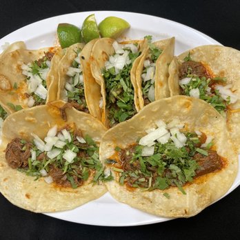 Al Son De Mi Barrio - Tacos de barbacoa - Mexican Near Me - Providence, Rhode Island