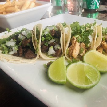 Rey's Restaurant Sports Bar - Tex-Mex Near Me - Irving, Texas