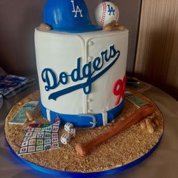 The beautiful Dodgers cake from  Cucamonga Cakery!!!