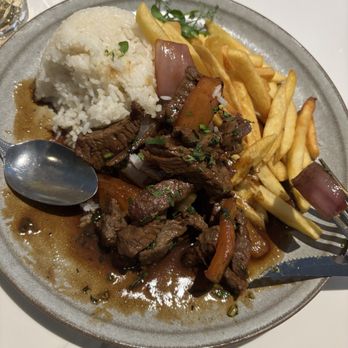 Llama House - Beef Lomo Saltado - Peruvian Near Me - Englewood, New Jersey