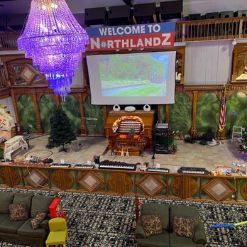 Northlandz - Middle area where they have pianos that kids can play - Art Museums Near Me - Flemington, New Jersey Northlandz - Middle area where they have pianos that kids can play - Art Museums Near Me - Flemington, New Jersey