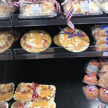 Kroger - Cute cheese trays !! - Grocery Near Me - Cumming, Georgia
