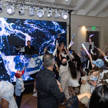 On Air Productions - DJs Near Me - Encino, California On Air Productions - DJs Near Me - Encino, California