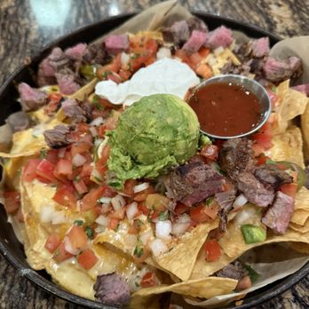 BJ's Restaurant & Brewhouse - Deep Dish Nachos - American Near Me - Concord, California