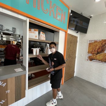 Popeyes Louisiana Kitchen - Pick up bar - Chicken Wings Near Me - Davie, Florida