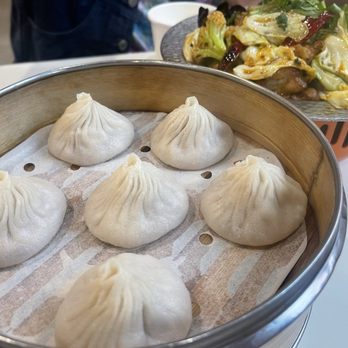 Yozi - 8th Ave - Original Steamed Soup Dumplings - Shanghainese Near Me - Brooklyn, New York