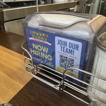 Waffle House - American Near Me - FORT LAUDERDALE, Florida