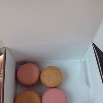 Lana's Dazzling Desserts - Desserts Near Me - Wheeling, Illinois Lana's Dazzling Desserts - Desserts Near Me - Wheeling, Illinois