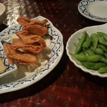 Ruthai's Thai Kitchen - Crab Rangoon (super tasty!) and edamame appetizers - Thai Near Me - Cincinnati, Ohio